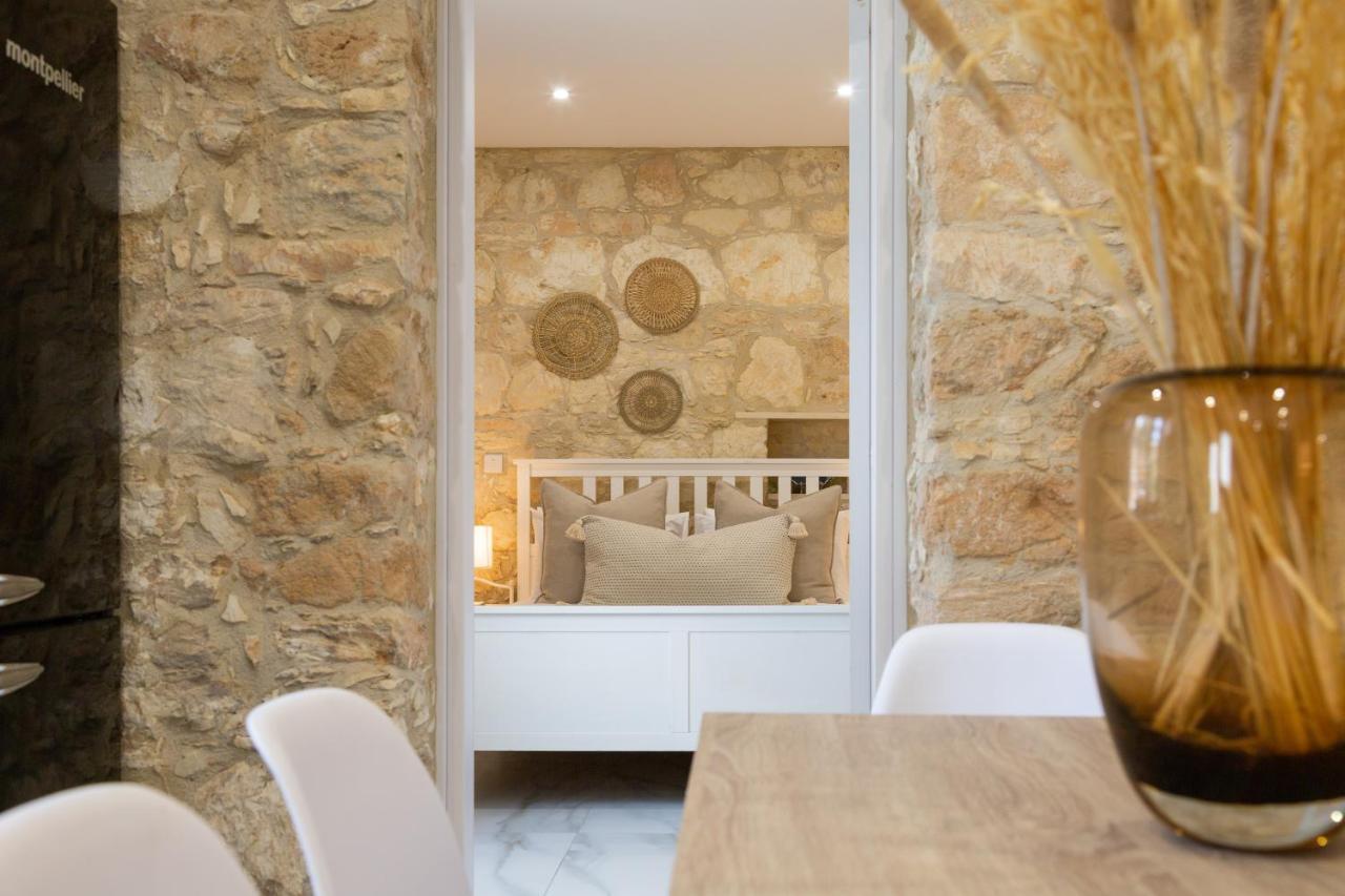 Phaedrus Living: Luxury Stone House Armou Ferienhaus *