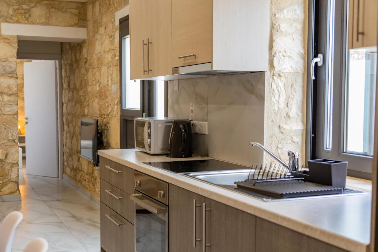 Phaedrus Living: Luxury Stone House Armou Holiday home Paphos